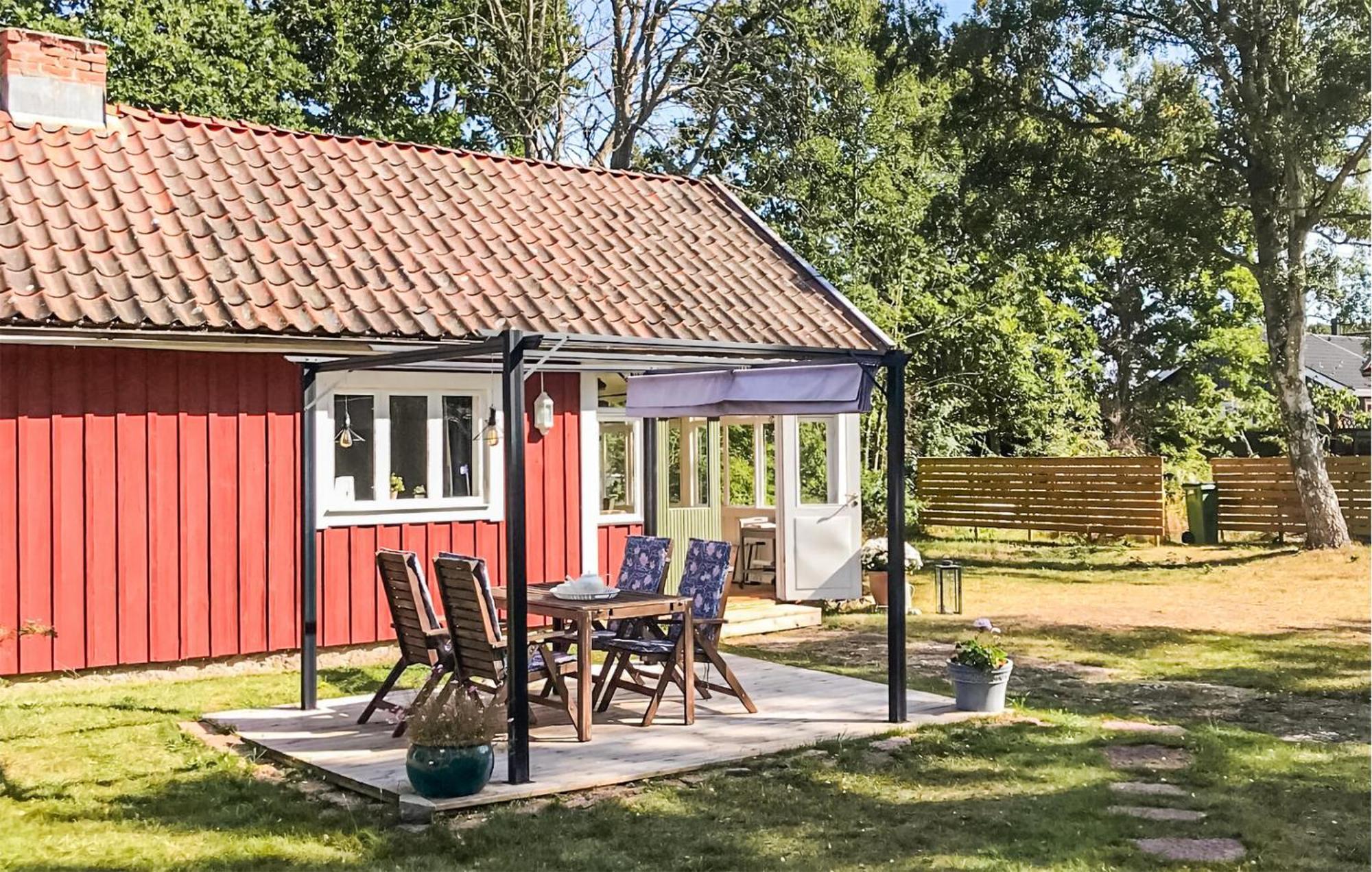 Amazing Home In Faerjestaden With Kitchen Buitenkant foto